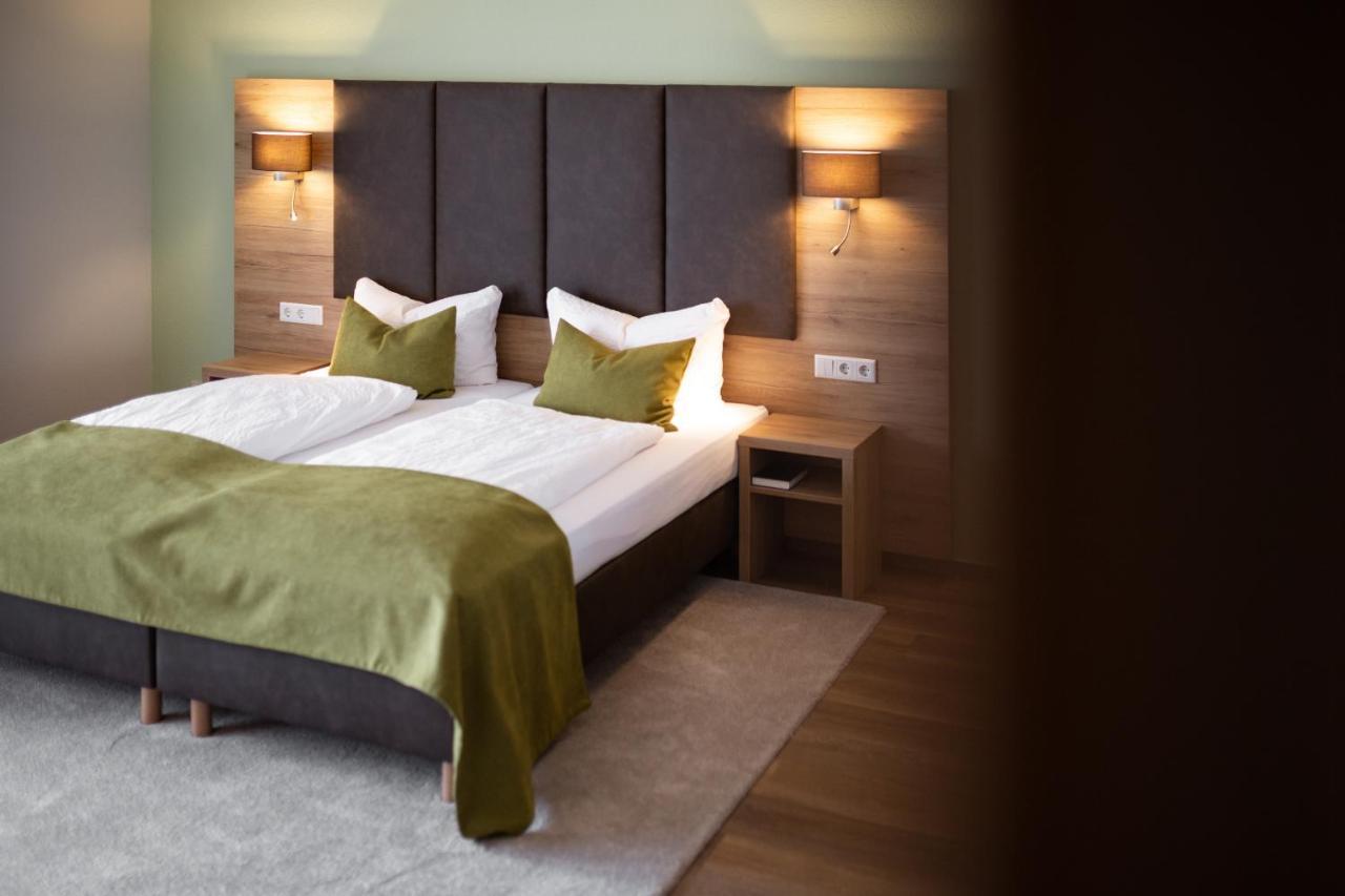 Hotel Froehlich-Hoeche Услар Экстерьер фото