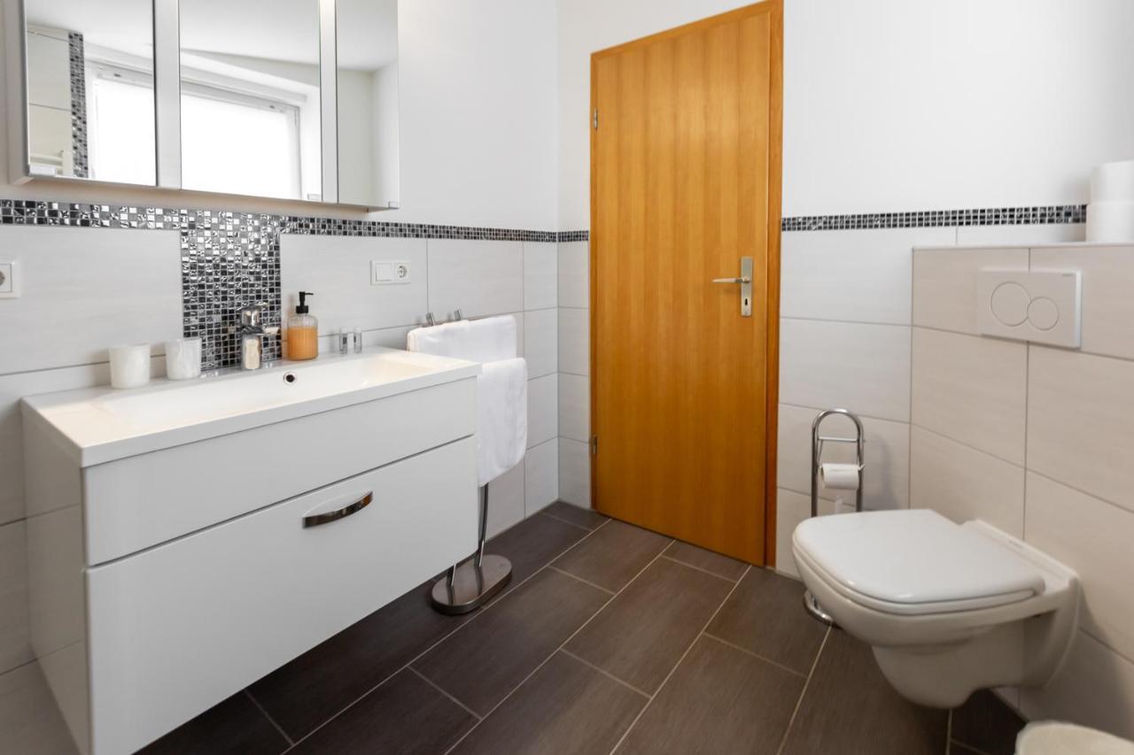 Hotel Froehlich-Hoeche Услар Экстерьер фото